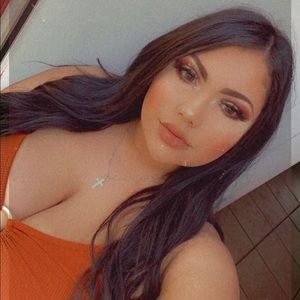 Meet your Posher, Deeanna